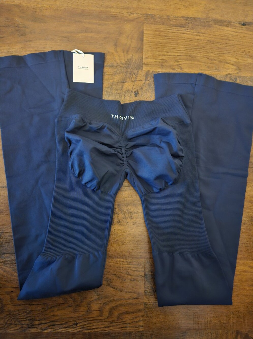 THRIVIN Navy High-Waist Scrunch Leggings